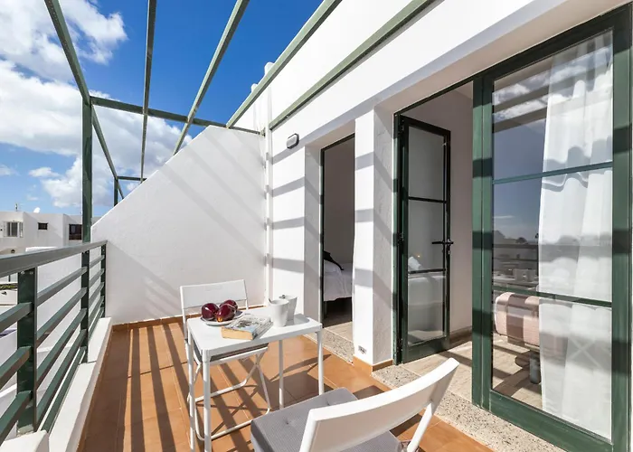 Arpon Santa Rosa 6 By Escape * Puerto del Carmen (Lanzarote)